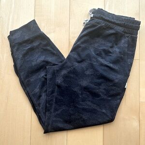 Vuori Joggers!